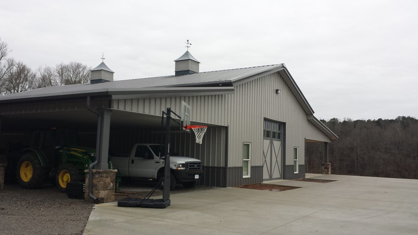 Barndominium Floor Plans: Living Space, Shops & Framing Choices
